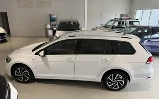 Volkswagen Golf VII 2.0 TDI Join AHK Schwenkb. Sehr gepflegt