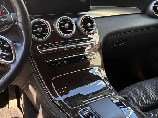 Mercedes-Benz GLC 200