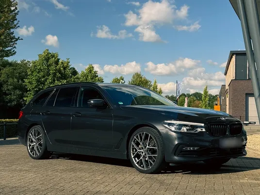 520d Touring Luxury Line PPF 20Zoll S + 18Zoll W