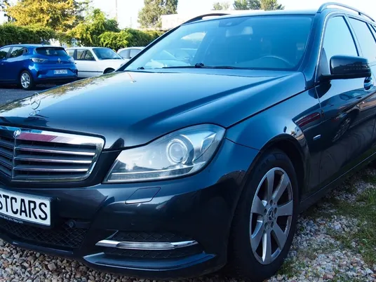 Mercedes-Benz C 220